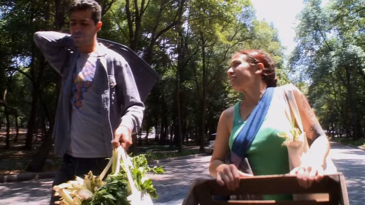 Ngoài giải quyết nhu cầu bán rác đổi lương thực của người dân, khu chợ này còn giúp nâng cao nhận thức về bảo vệ môi trường.