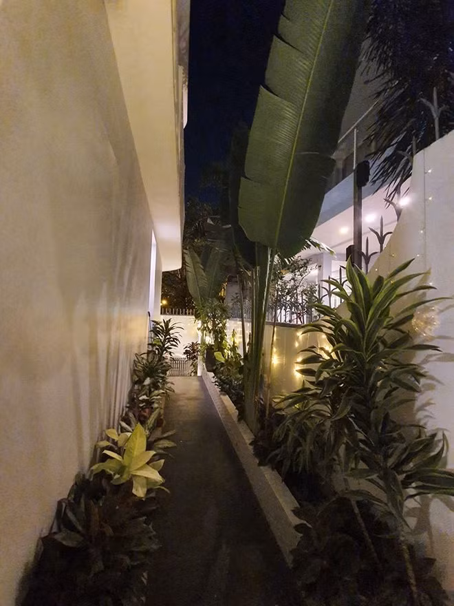 Mọi góc nhà đều được siêu mẫu Vũ Thu Phương trang trí tỉ mỉ. Ảnh: Zing.