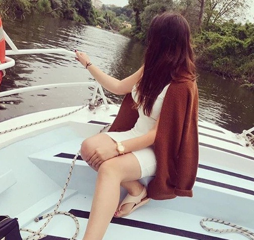 Trải nghiệm dịch vụ xa hoa trên du thuyền sang trọng. Nguồn ảnh: Instagram.