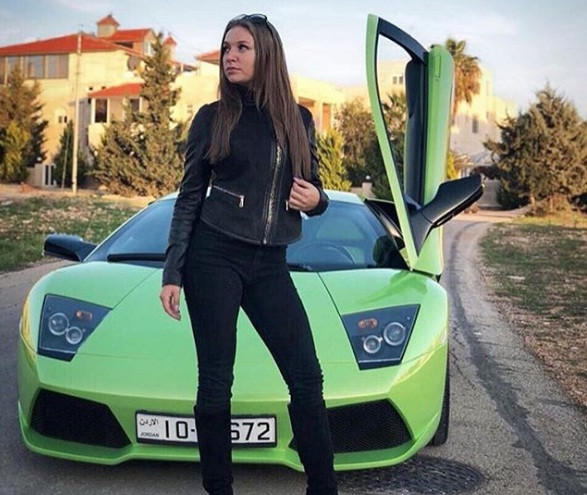 Ngoài ra, giới nhà giàu Jordan còn rất ưa chuộng các mẫu xe của Lamborghini.