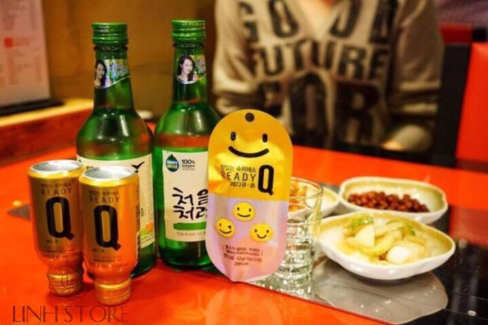 Loại kẹo dạng viên nhai mềm, hương xoài, rất dễ ăn. Thành phần chính của kẹo là Curcumin 30 mg (tinh chất bột nghệ) sẽ giúp uống lâu say hơn và giải rượu nhanh chóng.