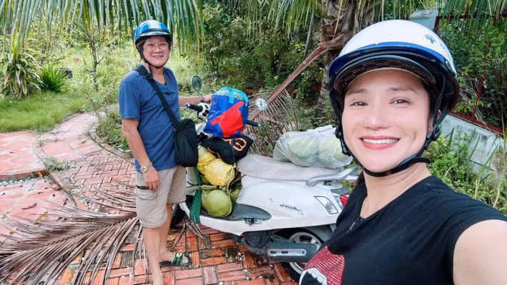 Thành quả thu hoạch được của MC Cát Tường và bố ruột. Ảnh chụp màn hình