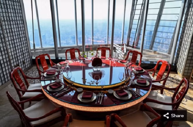 J Hotel còn có 7 khu vực ăn uống khác nhau, bao gồm cả món ăn Trung Quốc, Nhật Bản, đồ Italy và trà chiều. Ảnh: Getty Image