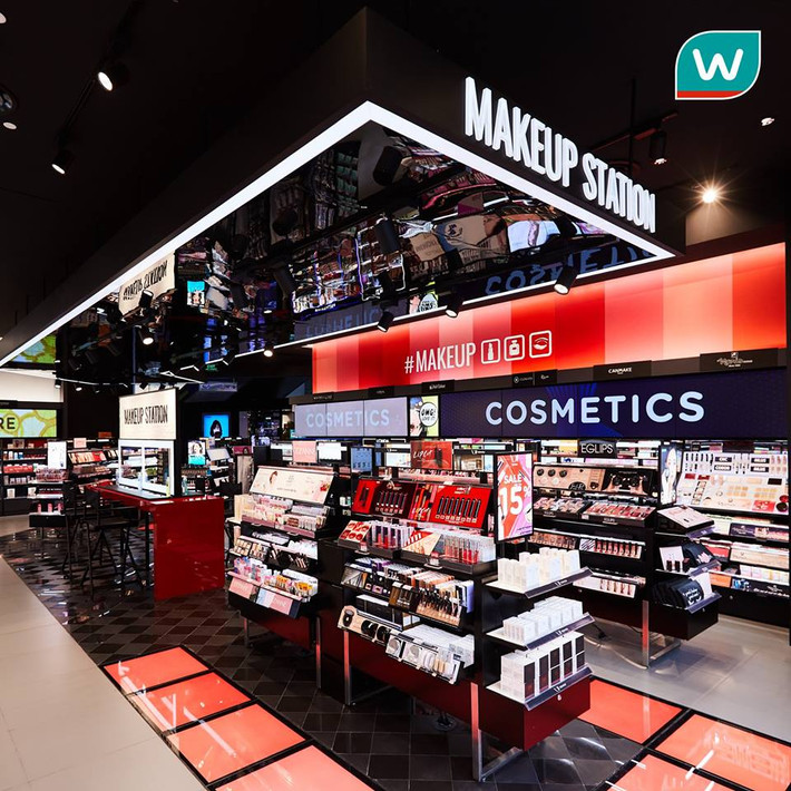 Watsons được đánh giá là một trong những chuỗi bán lẻ mỹ phẩm có tốc độ phát triển hàng đầu thế giới. Ảnh: FB Nhung Phan.