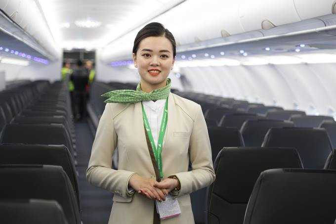 Ngoài ra, máy bay của Bamboo Airways cũng được trang bị thêm hệ thống giải trí không dây, cung cấp các chương trình phim điện ảnh, phim truyền hình và âm nhạc.