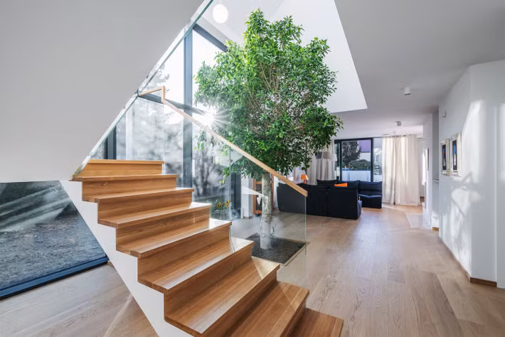 Một điểm đặc biệt nữa khi thiết kế nhà là các kiến trúc sư không sử dụng bất kỳ món đồ nội thất trang trí nào.