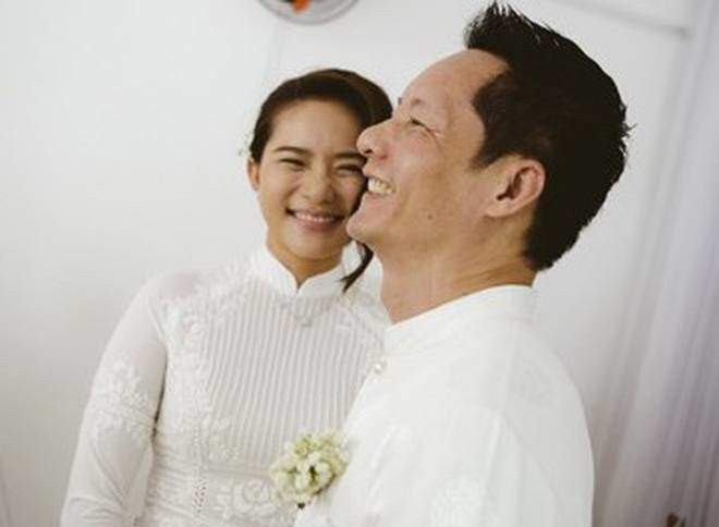 Sau khi trải qua những cuộc hôn nhân đổ vỡ, năm 2015, đại gia Nguyễn Đức An xây dựng hạnh phúc mới với người mẫu Phan Như Thảo - kém ông 26 tuổi.