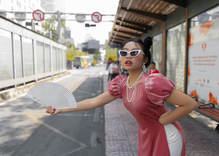 Là một trong những ca sĩ nhí đắt show nhất nên cát xê của Phương Mỹ Chi cũng khá cao, thường rơi vào vài chục triệu cho một đêm diễn. Ảnh: Vietnamnet.