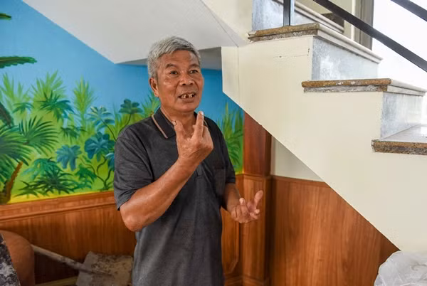 Năm 2022, ngôi nhà xoay của ông Lượng được Cục Sở hữu Trí tuệ Việt Nam công nhận bằng sáng chế độc quyền về mô hình nhà quay trong bể nước. Ảnh: Vietnamnet