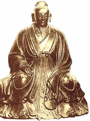 Được biết, tướng mạo ông phi phàm, tai to mắt to, “hình quy cốt hạc” , râu giống như sợi thép, trên đầu có búi tóc, thích cầm trong tay thước vuông. Cho dù mùa đông hay hè, chỉ mặc một chiếc áo rách, đi ngao dụ khắp nơi, vì thế mới có biệt danh “Trương luộm thuộm”.