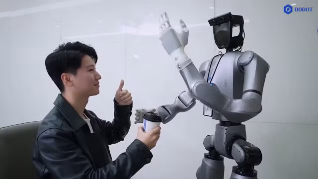 Chiem nguong robot hinh nguoi Atom lam bua sang cuc cuon hut-Hinh-6
