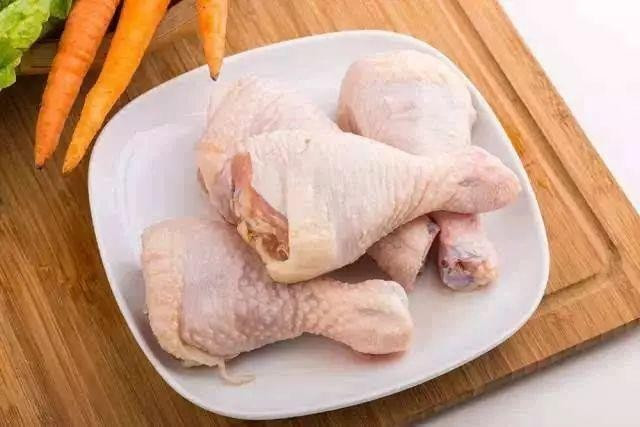 Mẹo xào thịt gà cực ngon và bổ dưỡng Meo xao thit ga cuc ngon va bo duong