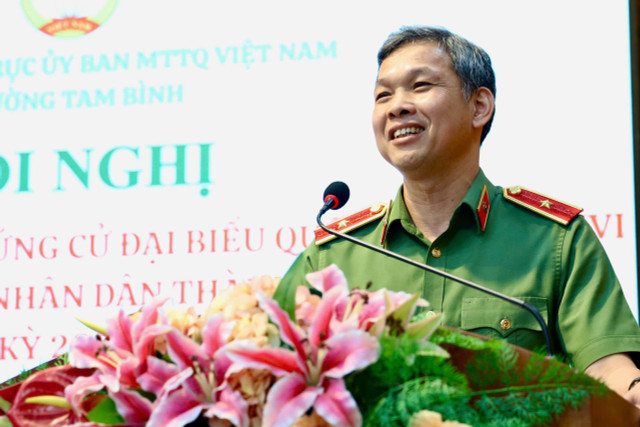 Thiếu tướng Tạ Văn Đẹp, Phó Giám đốc Công an TPHCM, trình bày chương trình hành động