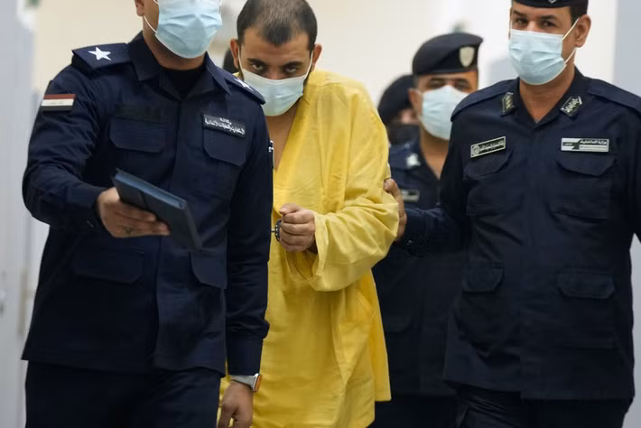 Tuy nhiên, Thẩm phán Iraq Ali Hussein Jafat, người đứng đầu ủy ban thẩm vấn các tù nhân IS được dẫn độ từ Syria, cho biết việc này không dễ dàng vì số lượng tù nhân quá lớn.