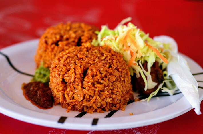 Cơm Jollof là "món ăn quốc dân" của Nigeria. Ảnh: Wikipedia.