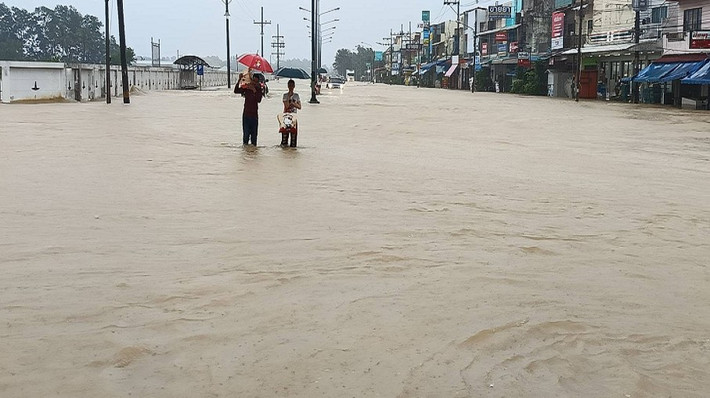 Người dân tại nhiều cộng đồng đã được sơ tán để đảm bảo an toàn. Ảnh: Thaipbs.