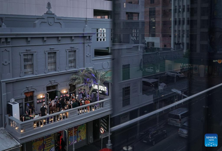Cape Town là thành phố đông dân thứ hai ở Nam Phi. Đây là một trong những địa điểm du lịch hấp dẫn nhất tại đất nước này.
