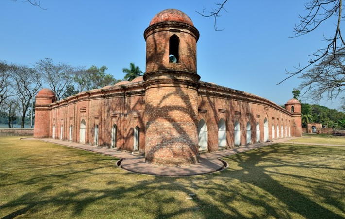 Một trong những địa điểm nổi tiếng nhất của Bangladesh là thành phố Hồi giáo lịch sử Bagerhat. Ảnh: Shutterstock.