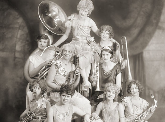 Một ban nhạc Jazz toàn nữ ở Michigan, Mỹ.