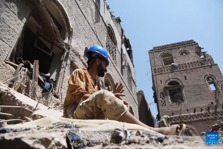 "Cuộc tấn công sẽ không làm suy yếu hoạt động truyền thông của họ", lực lượng Houthi tuyên bố. Ảnh: THX.