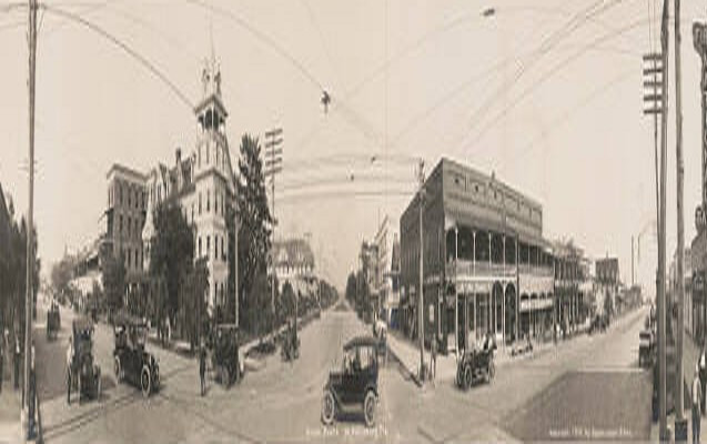 Quang cảnh đường phố ở St. Petersburg, Florida, năm 1913.
