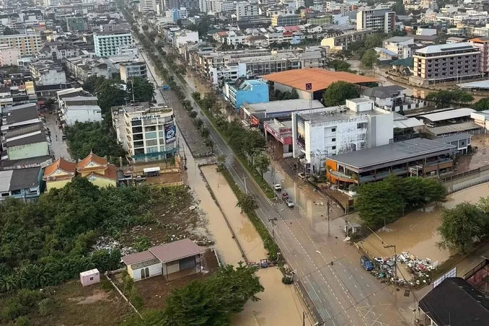 Tại Thái Lan, ít nhất 176 người đã thiệt mạng ở miền nam nước này, nơi lũ lụt nghiêm trọng ảnh hưởng đến khoảng 4 triệu người. Ảnh: Bangkok Post.