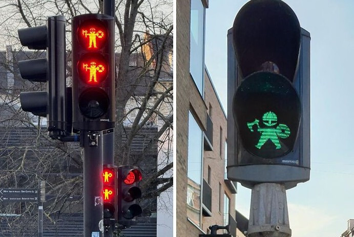 Đèn tín hiệu giao thông tại một thị trấn ở Đan Mạch.