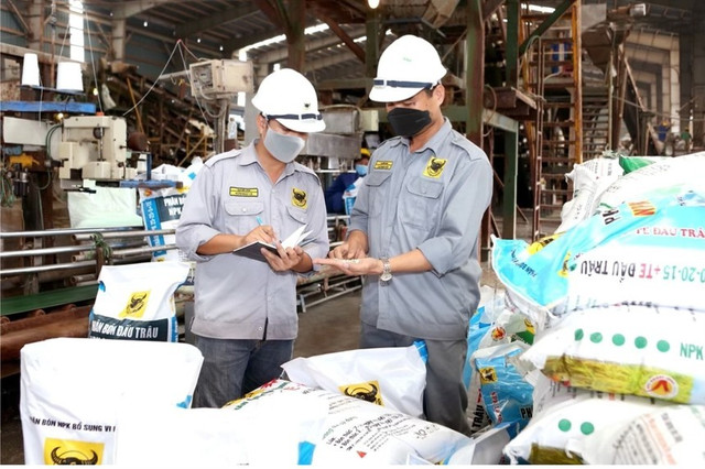 Ảnh minh họa phan-bon-binh-dien-cong-ty-san-xuat-phan-npk-lon-nhat-viet-nam-5-1659201800-9246.jpg