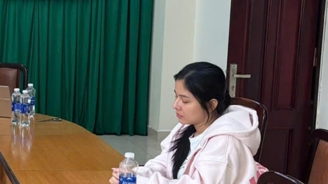 Khởi tố một phụ nữ liên quan hoạt động phát tán video phản cảm trên mạng