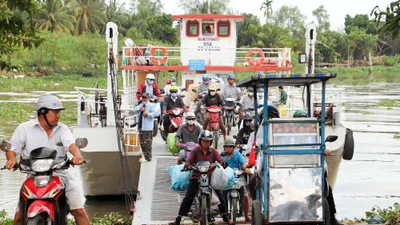 Cần Thơ: Bến phà Trần Phú hoạt động trở lại phục vụ Tết Bính Ngọ 2026