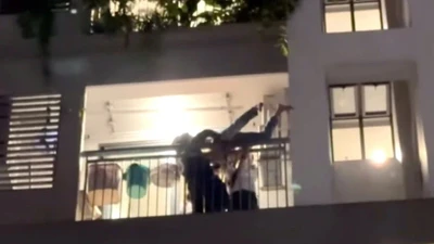 Kịp thời ngăn chặn nam thanh niên có ý định nhảy lầu tại chung cư ở TP.HCM