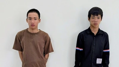 Hai thanh niên ở An Giang bị bắt giam vì xâm hại hai chị em ruột