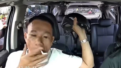Tài xế xe công nghệ bị hành khách dùng mũ bảo hiểm đánh tại TP Đà Nẵng