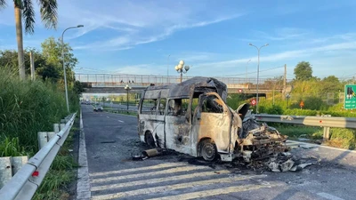 Va chạm xe cứu thương và xe đầu kéo tại Đồng Nai làm 3 người tử vong