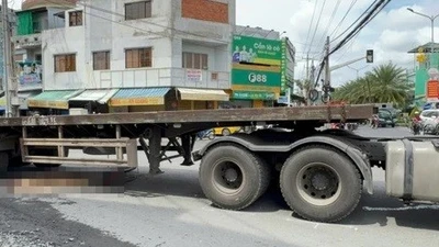 Tai nạn thương tâm ở Long Xuyên, một phụ nữ tử vong dưới gầm xe đầu kéo