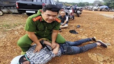 Truy đuổi 5km, công an Đồng Nai bắt hai kẻ trộm xe máy từ Lâm Đồng