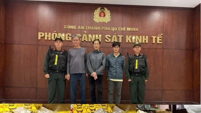 Phát hiện hơn 13.000 sản phẩm thuốc đông y giả, 3 đối tượng bị bắt