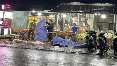 Điều tra vụ án mạng sau mâu thuẫn trước sạp trái cây ở TPHCM