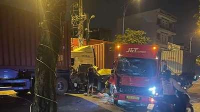 Tai nạn liên hoàn 4 ô tô tại xã Tân Hiệp, một người bị thương