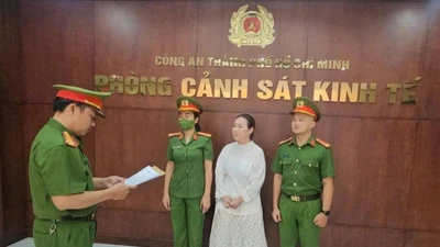 Bắt bà Nguyễn Ngọc Tiền, Giám đốc Công ty Đảo Vàng vì lừa đảo