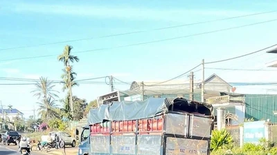 Gia Lai: Xe tải va chạm xe máy, hai vợ chồng tử vong tại chỗ