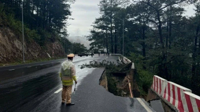 Lâm Đồng tạm cấm lưu thông đèo Prenn do vết nứt lớn kéo dài hàng chục mét
