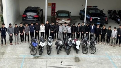 Mang hung khí đi giải quyết mâu thuẫn, hàng chục thiếu niên bị xử lý