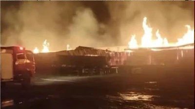 TPHCM xảy ra hai vụ cháy lớn tại nhà xưởng 