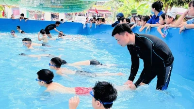 Đồng Tháp: Mục tiêu mở hơn 5.300 lớp bơi, phấn đấu 80% trẻ em được tiếp cận