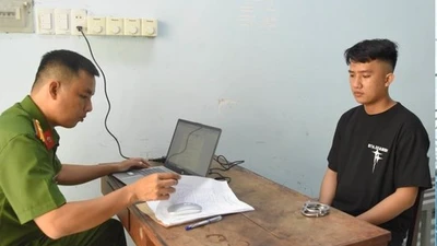 Đồng Tháp: Bắt nhanh đối tượng cướp giật dây chuyền tại tiệm vàng