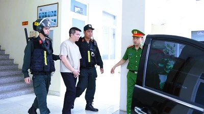 Đồng Nai: Bắt 3 bị can trong vụ sản xuất, buôn bán kem Hanayuki giả