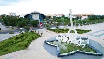 Du xuân xứ đờn ca: Hành trình tìm về bản sắc và di sản phương Nam