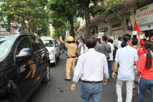 Lực lượng CSGT...