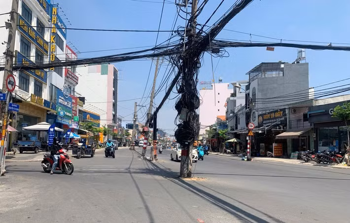 Khi hoàn thành vào năm 2026, tuyến đường Nguyễn Thị Định được kỳ vọng sẽ giải quyết đáng kể tình trạng ùn tắc tại khu vực cửa ngõ phía Đông TPHCM, đặc biệt là trục kết nối ra vào cảng Cát Lái.